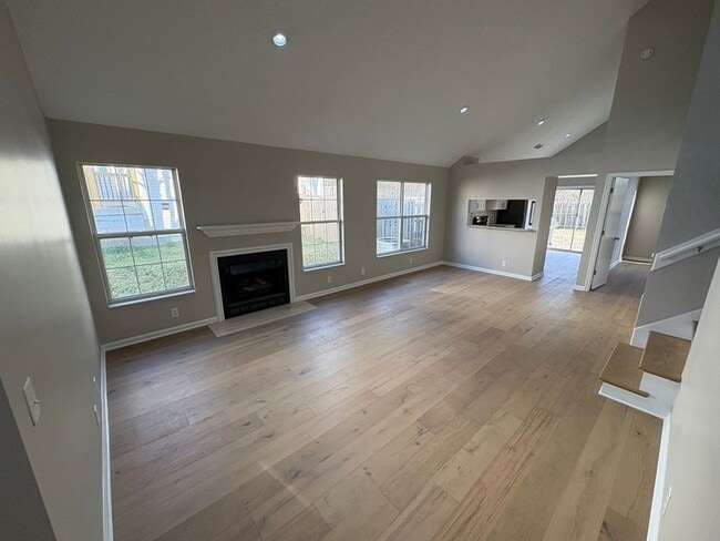 Photo - 5504 Knollcrest Ct