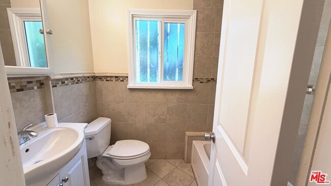 Photo - 626 E Fairview Blvd Unidad 4