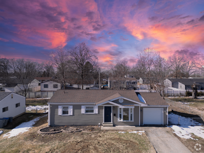 Building Photo - 903 St Bernard Dr Rental