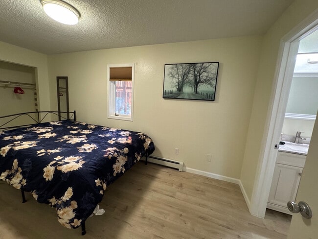 Photo - 1316 Joyce Dr Unidad B