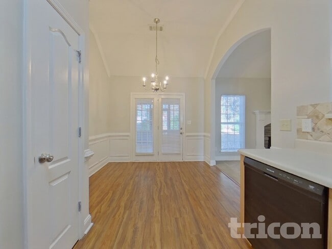 Photo - 162 Meadow Spring Ct