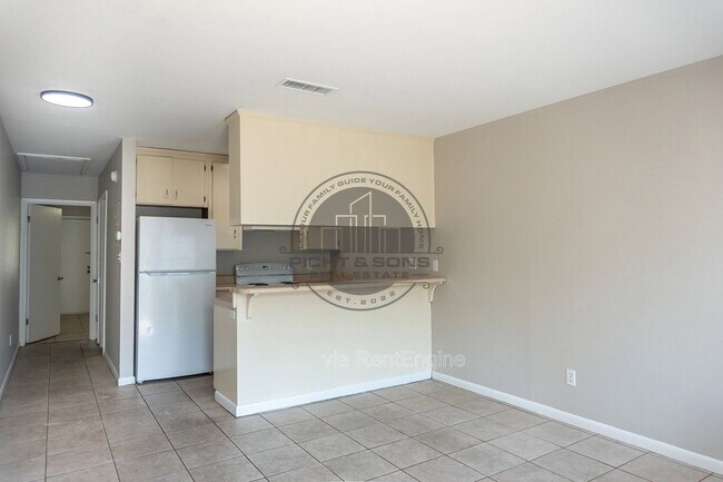 Photo - 414 Hayden Rd Unit G