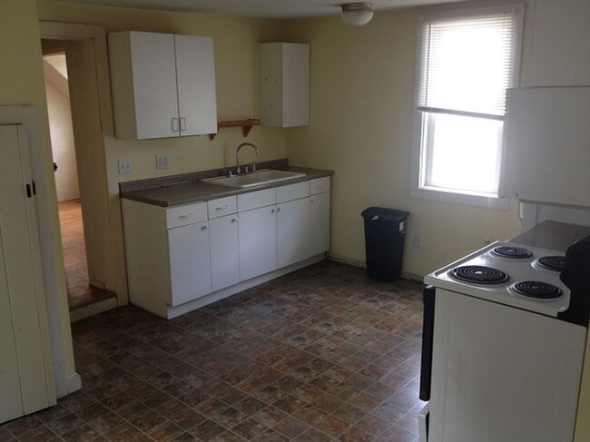 Photo - 27 Pierce St Unit 2