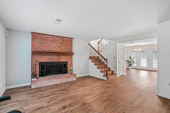 Photo - 708 Joseph E Lowery Boulevard Southwest