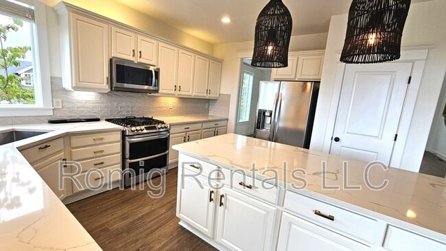 Photo - 2726 NE 159th Cir