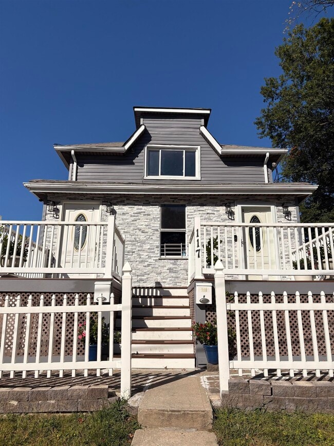 Building Photo - 117 Springside Ave Rental