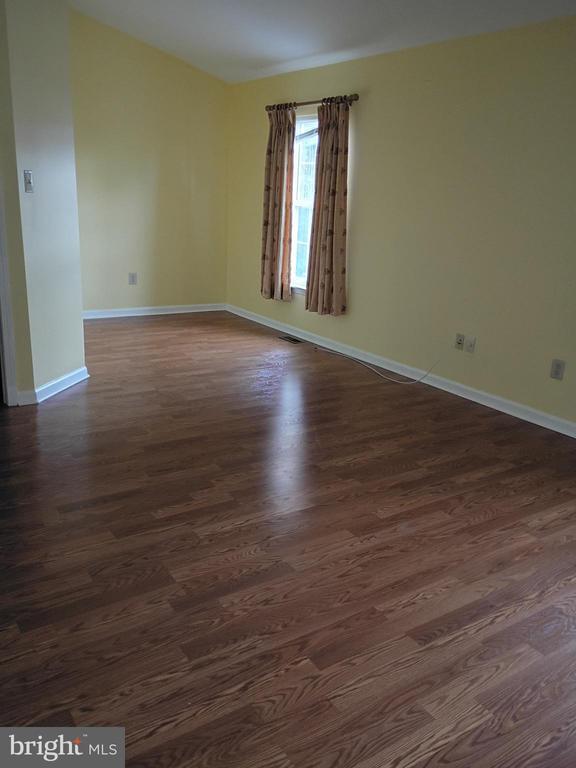 Photo - 414 Nottingham Ln