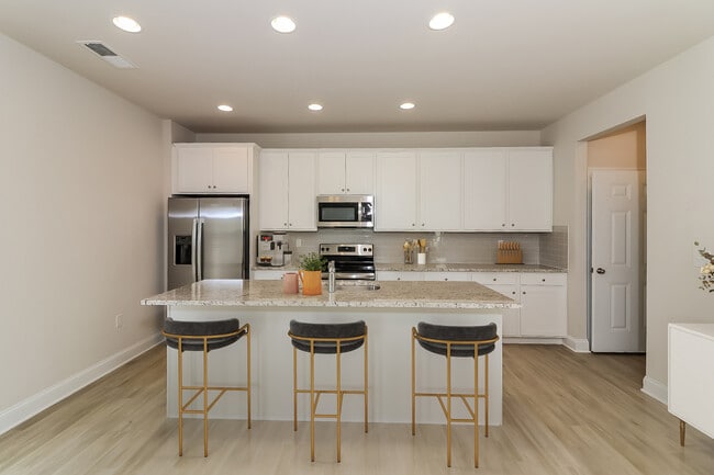 Photo - Summerwell Legacy