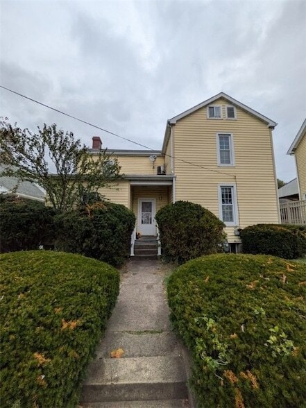 Building Photo - 725 Chartiers St Unit 2