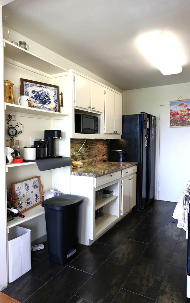 Photo - 6631 Wakefield Dr Unit 717