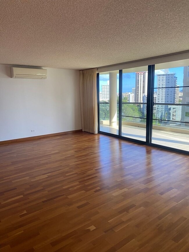 Photo - 1015 Wilder Ave Unit 402