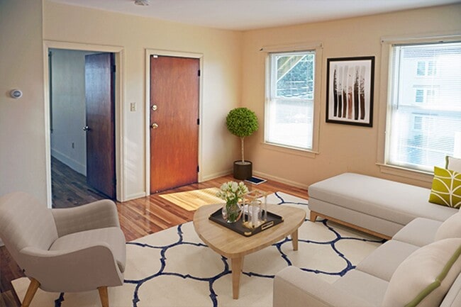 Building Photo - 1bed apartment in Waltham in available in 7/1