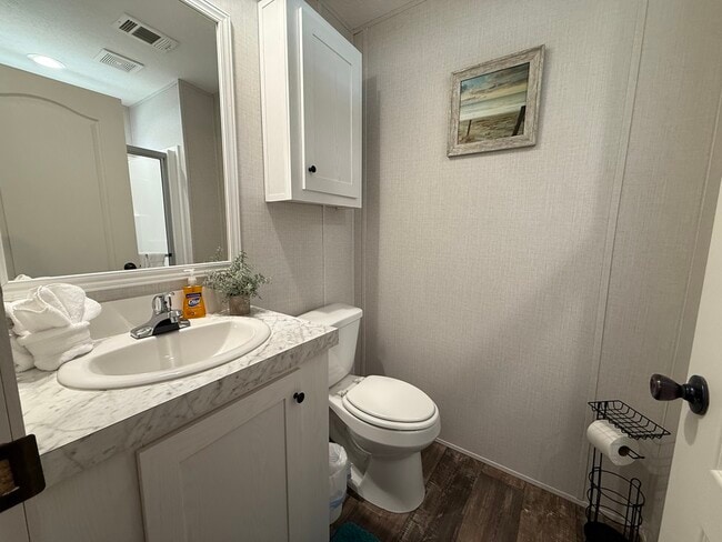 Photo - 6602 Lakewood Dr