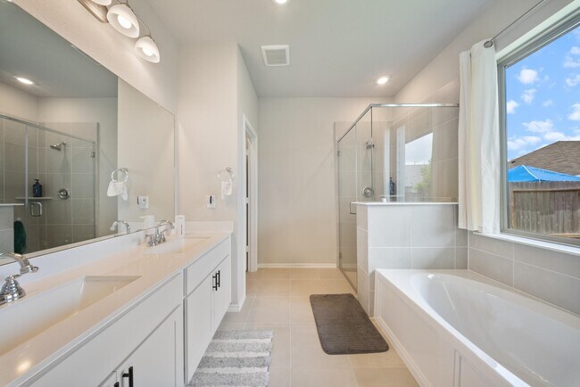 Photo - 8919 Oak Ivy Ln