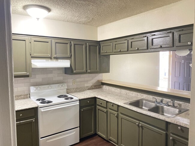 Photo - 1346 Jade Ave Unit 1346-A
