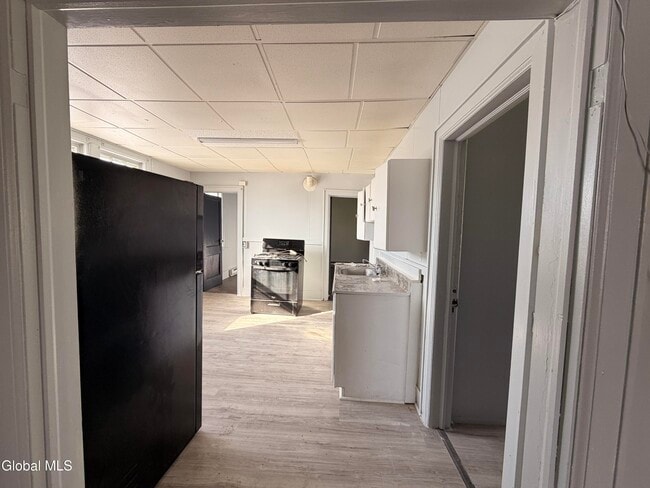 Photo - 11 Lefferts St Unit Up