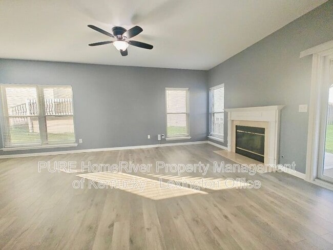 105 Muirfield Pl
