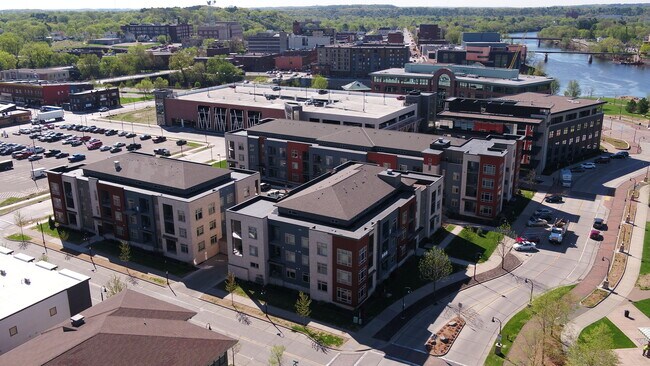 Photo - Riverfront Terrace Apartments Unit 231-208