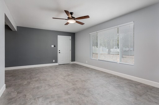 Photo - 3601 E Glenrosa Ave Unidad #3