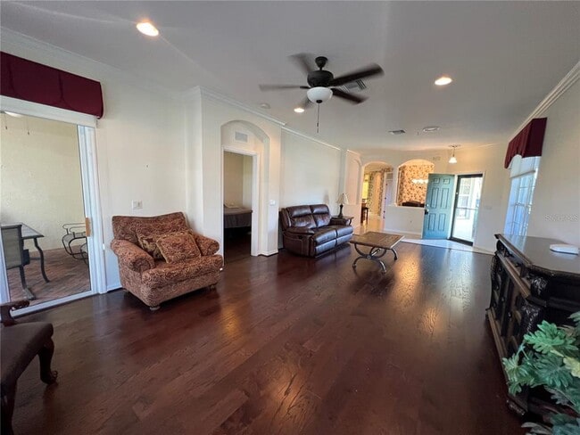 Photo - 4665 Whispering Oaks Dr