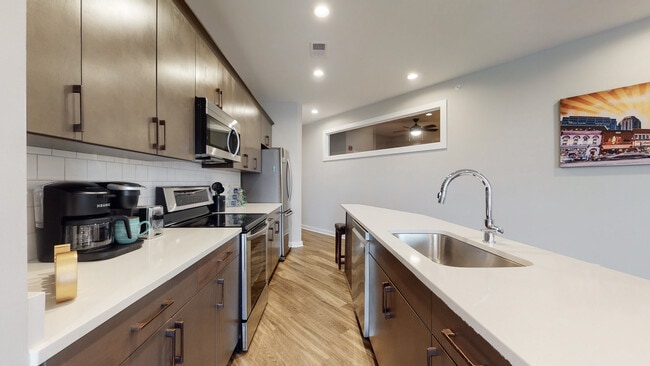 Photo - 5403 Centennial Blvd Unit 301