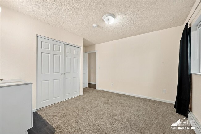 928 E 10th Ave Unit 4
