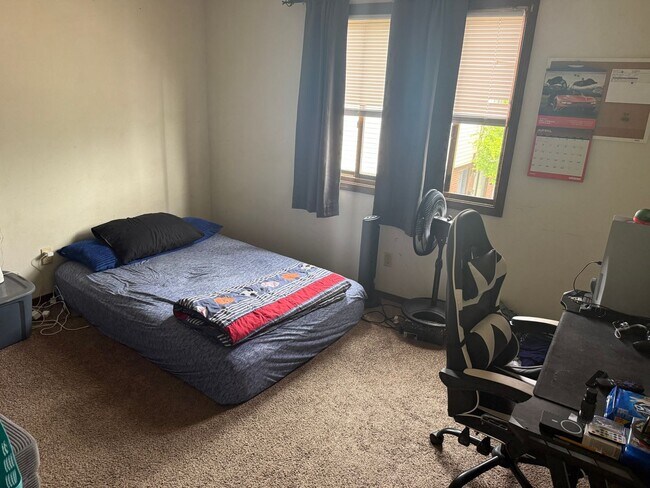 Photo - HEST412 Unit B