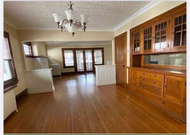 Photo - 1131 Lincoln Ave