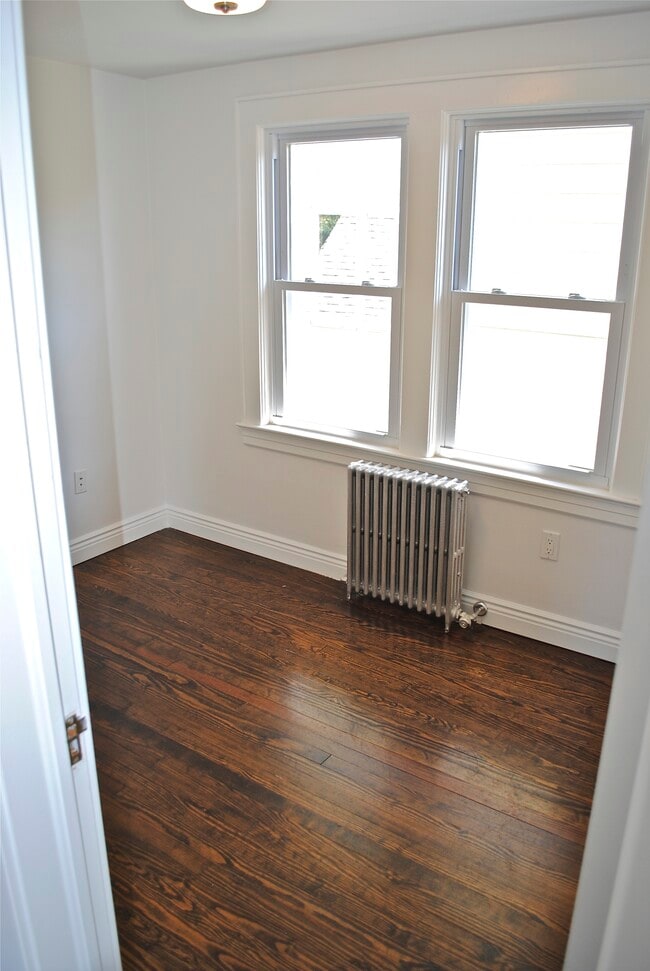 Photo - 60 Hayward Pl Unidad 2