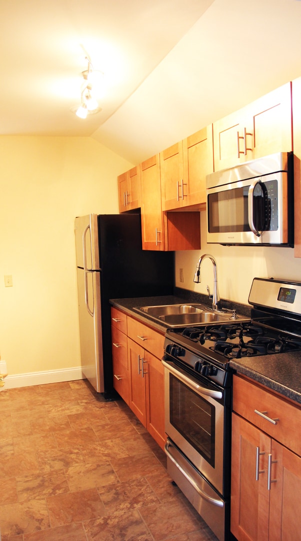 Photo - 16 Grant St Unit APT 5