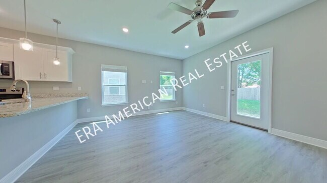 Photo - 844 Fairview Dr