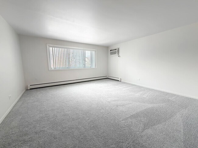 Photo - 17812 Oak Park Ave Unit 2N