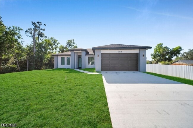 Building Photo - 2913 14th St W