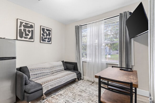 Building Photo - 4501 N 36th St Rental