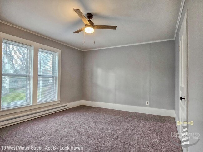 Photo - 19 E Water St