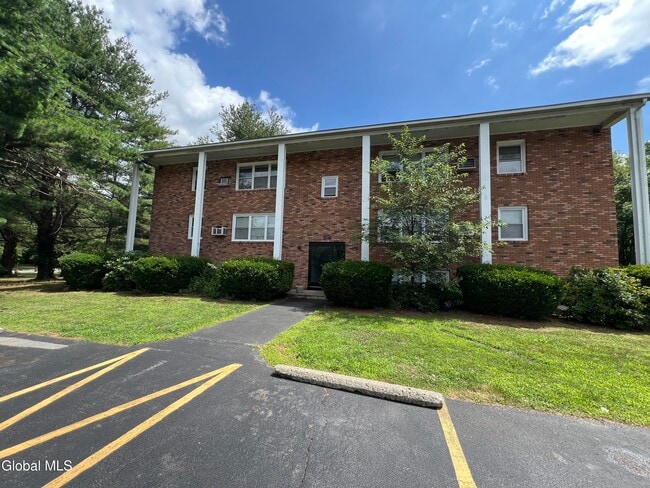 Photo - 11-21-21 Ashdown Rd Unit 15F