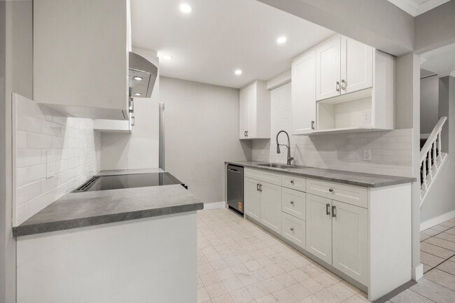 Building Photo - 19026-1117A 117a Ave