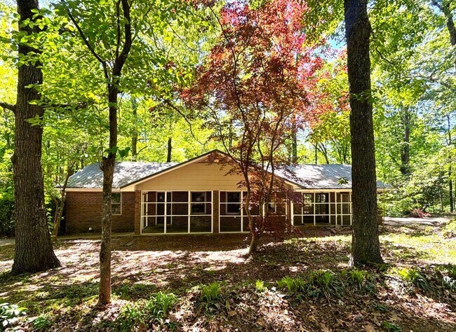 Building Photo - 3545 Gilleland Ext