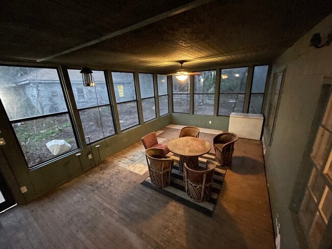 Photo - 2501 N Hughes Ave