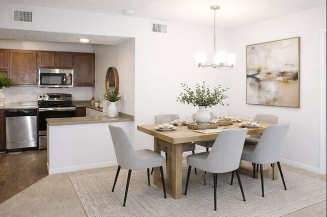 Dining Room 1x1 - Azalea Hill