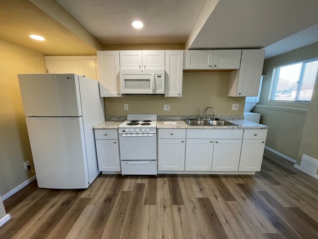 Photo - One bed Apartment in Amazing location!