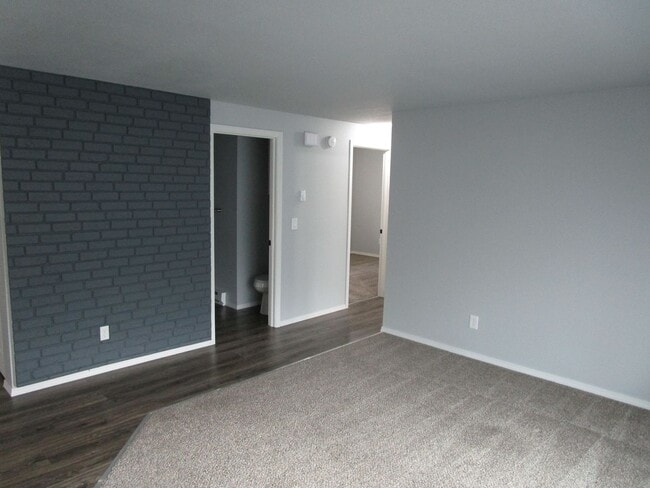 Photo - 0567 Unit 01