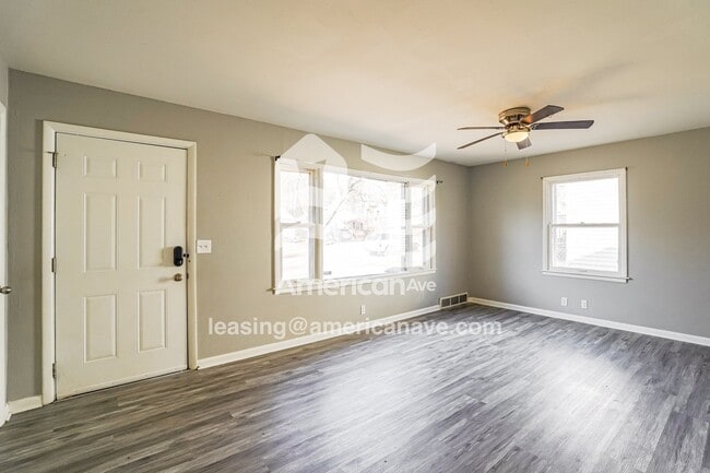 Photo - 5707 N 35th St