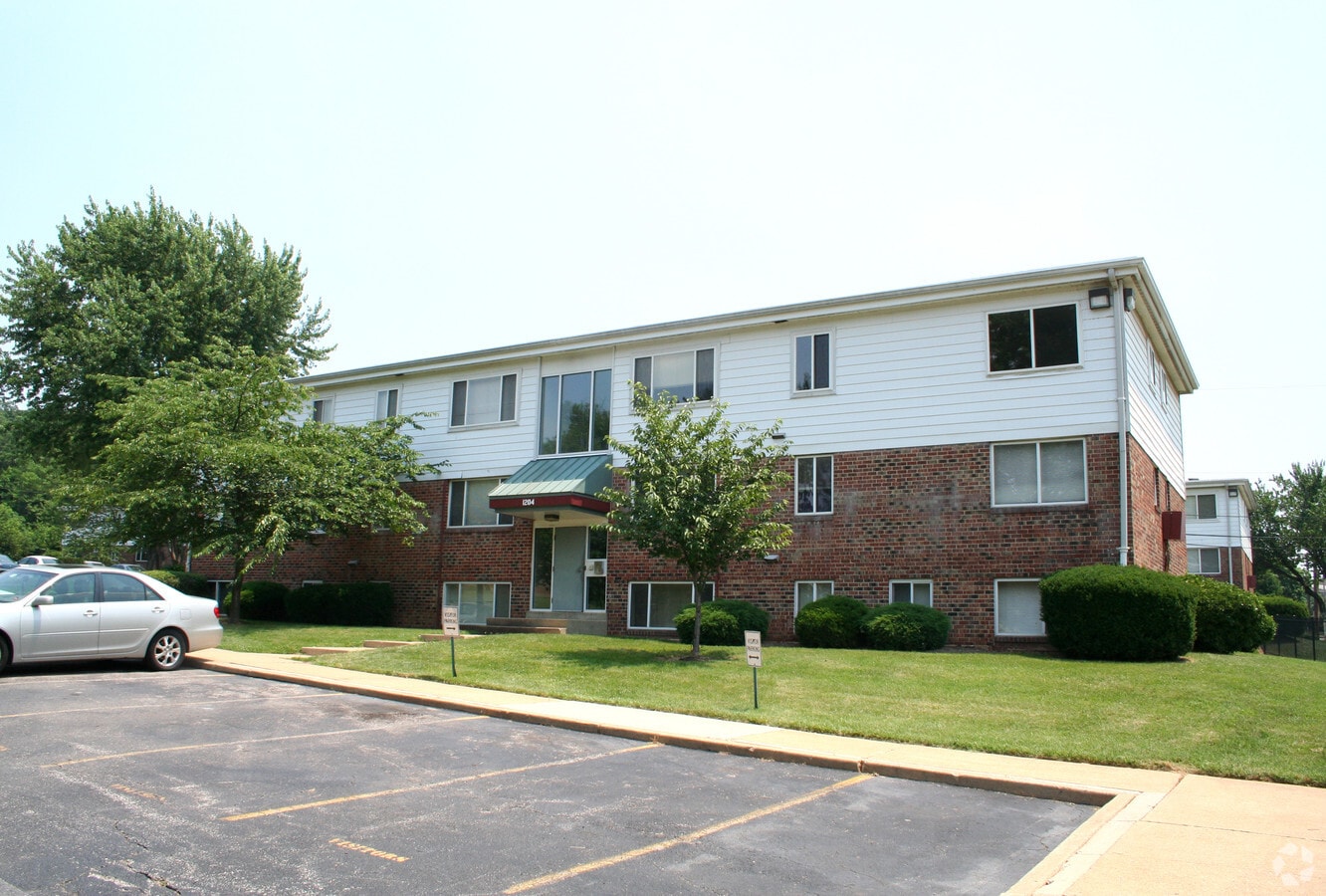 Photo - Cherrydale Apartments