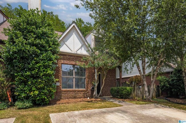 Photo - 2250 Ridgemont Dr