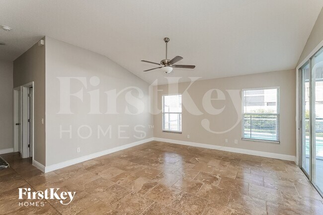 Photo - 28721 Cottagewood Dr