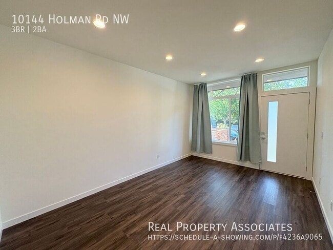 Photo - 10144 Holman Rd NW