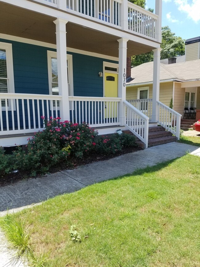 Photo - 1070 Harwell St NW