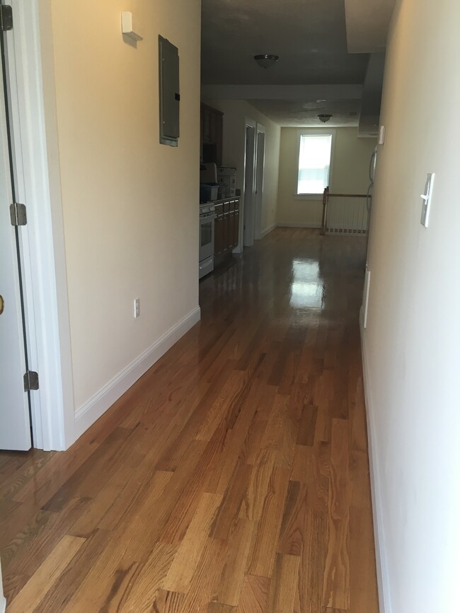 Photo - 112-114 Butterfield Street Unit 112