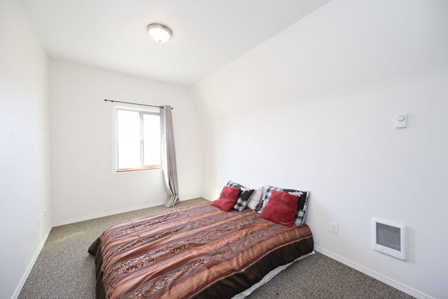 Photo - 3819 MT Highway 40 W